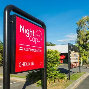 Nightcap At Edge Hill Tavern Cairns